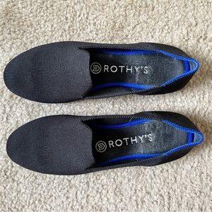 Rothy’s loafer in Black size 7